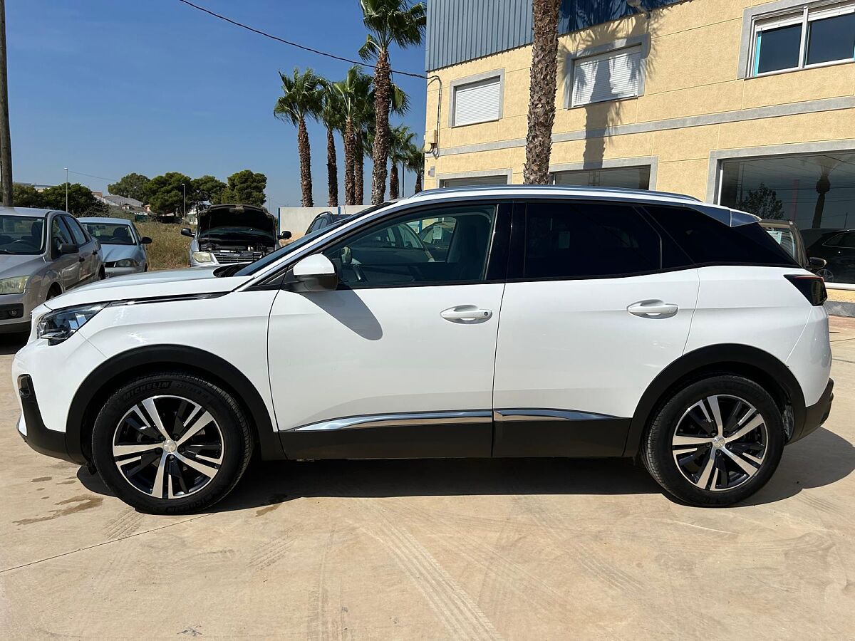 PEUGEOT 3008 ALLURE 1.2 E-THP AUTO SPANISH LHD IN SPAIN 73000 MILES SUPERB 2019